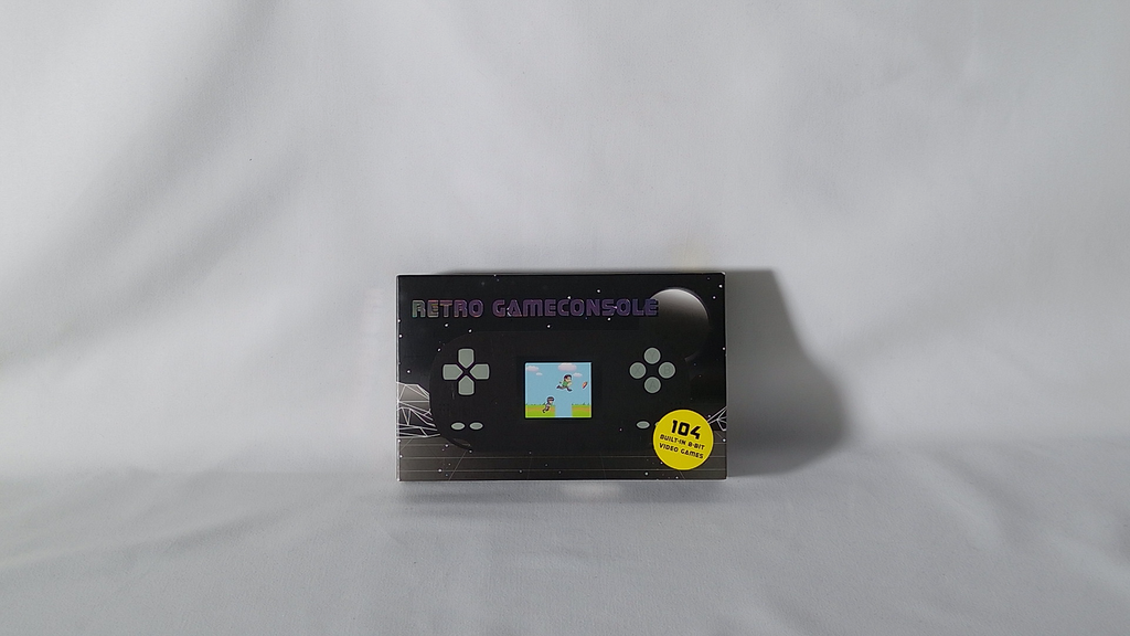 Retro Game Konsole – 104 integrierte Spiele (8-Bit Klassiker, tragbar)