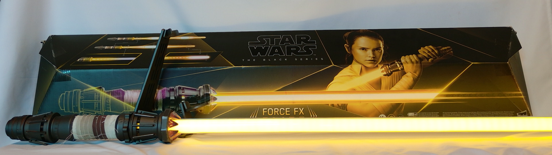 Star Wars Black Series Rey Skywalker Force FX Elite Lichtschwert Hasbro (gebraucht)
